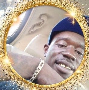 Meet your Posher, Troy